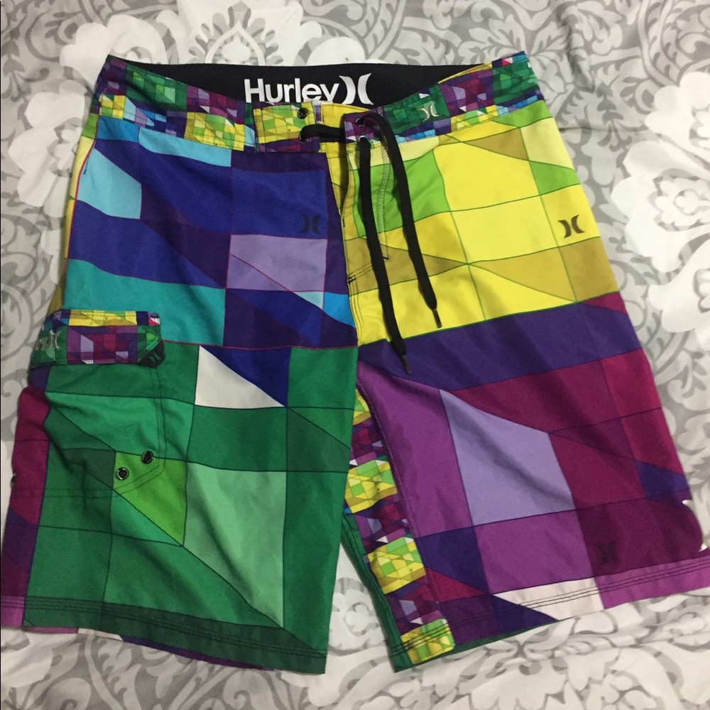 🚫 SOLD 🚫 Multi Colored Hurley board shorts